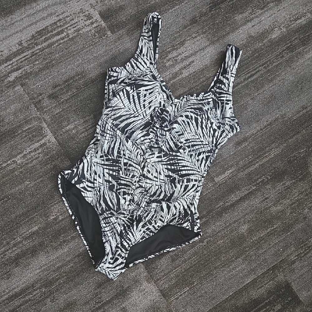 Byron Blue Black & White Palm-Print One-Piece Swimsuit - Classic Coverage